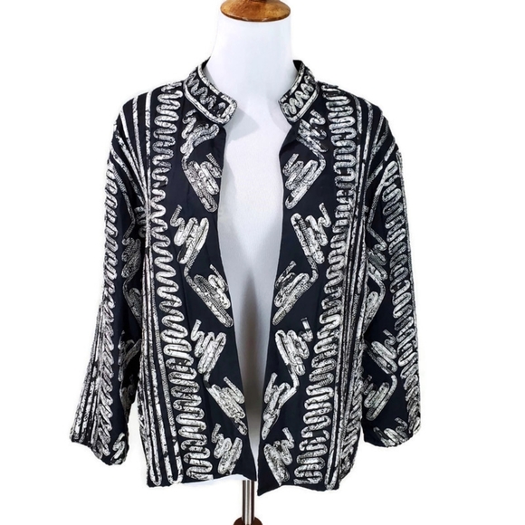 Chico's Black and White Art-To-Wear Bolero Abstract Dressy Blazer Jacket Size 2 - Picture 1 of 11